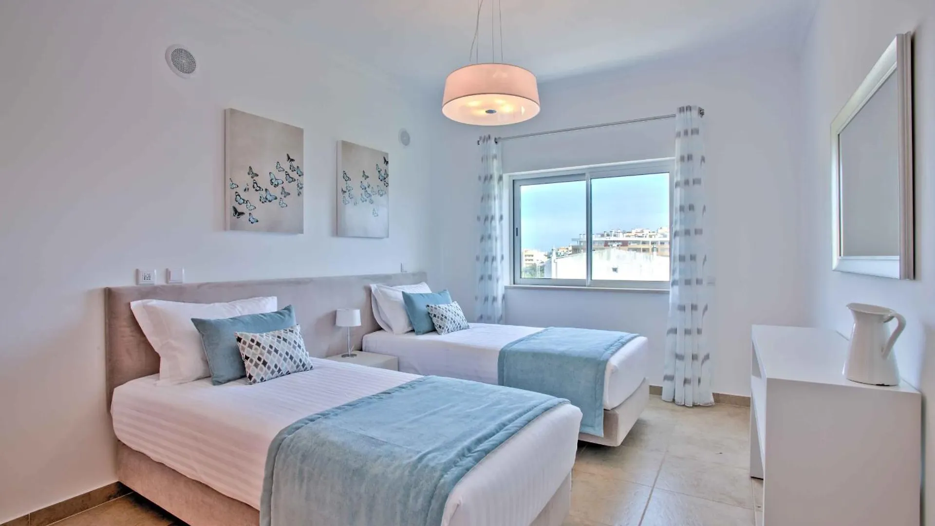 Apartment Lagos Palm Tree With Pool By Homing